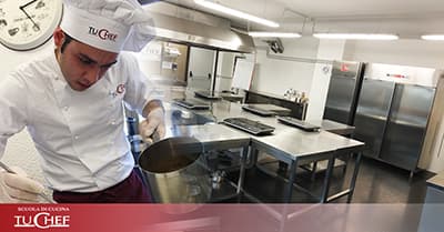 Aule all'avanguardia e strumenti professionali a disposizione degli allievi.